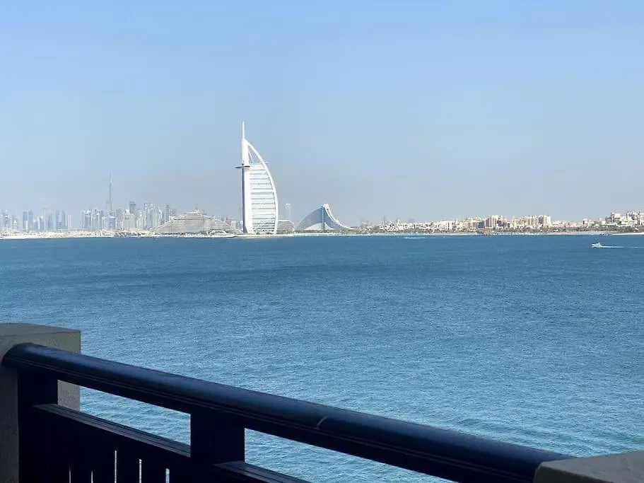 Marvelous Private Beach Apartment In Palm Dubai Within Anantara 5 Star Resort 0*,  Émirats arabes unis